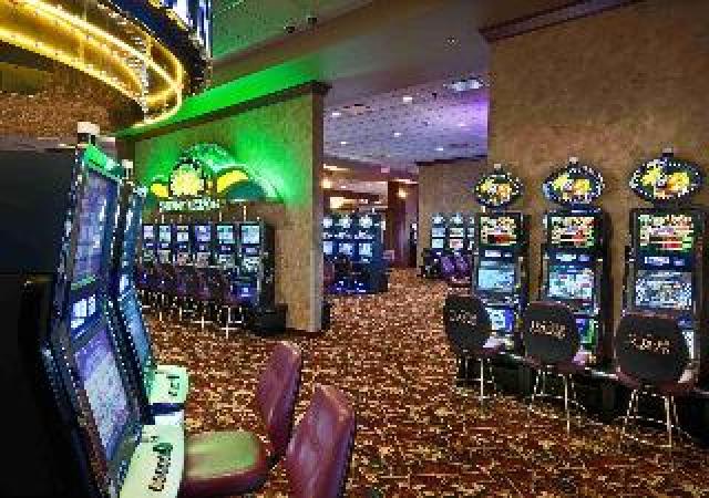 Desportos y Entretenimento