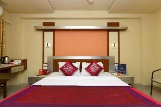 Navaratna by Omatra Hotels