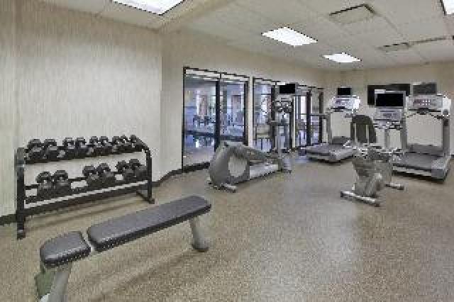 Desportos y Entretenimento