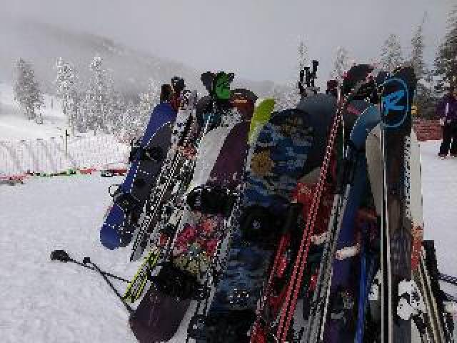 Desportos y Entretenimento