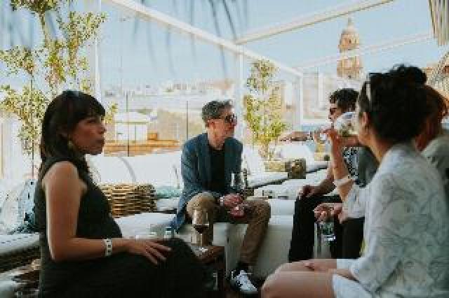 Desportos y Entretenimento