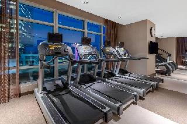 Desportos y Entretenimento