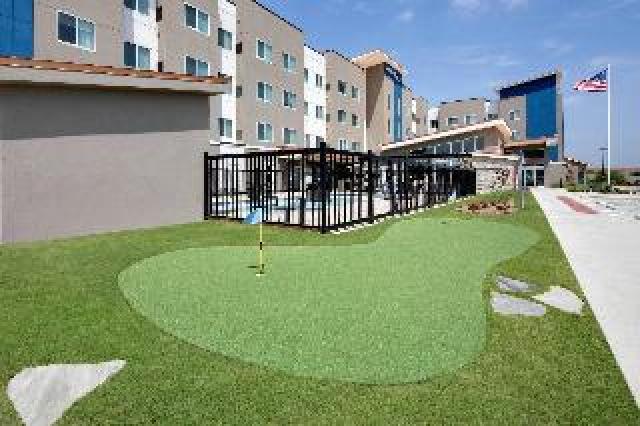 Desportos y Entretenimento