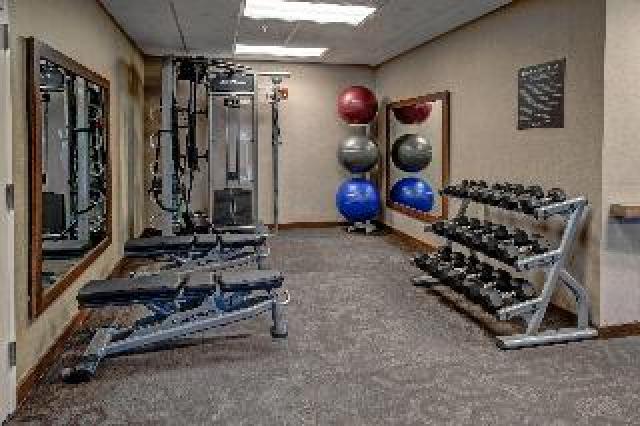 Desportos y Entretenimento