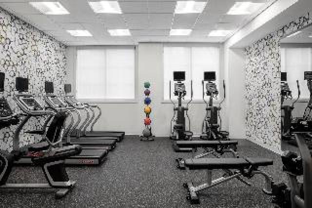 Desportos y Entretenimento