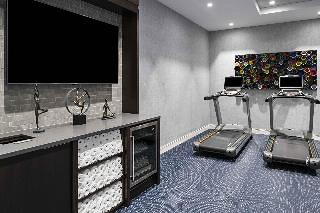 Desportos y Entretenimento