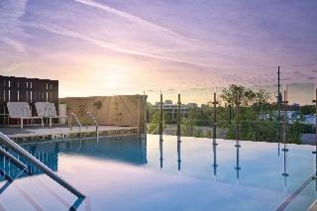 Desportos y Entretenimento