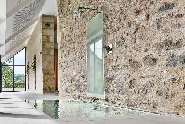 Desportos y Entretenimento