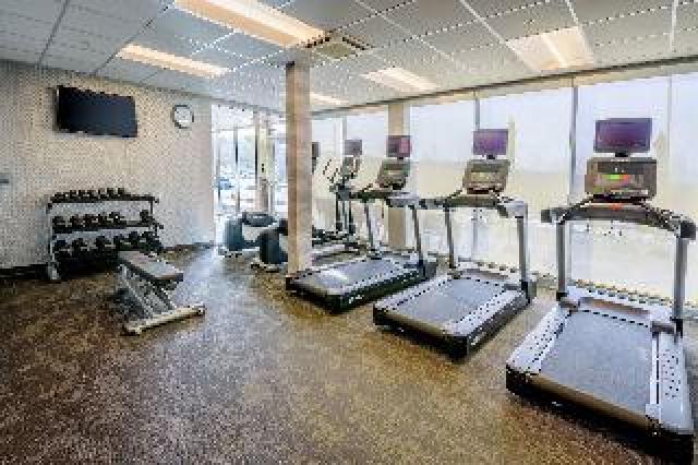 Desportos y Entretenimento