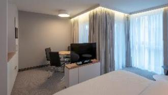 Holiday Inn Exp Offenbach