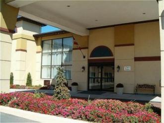 Quality Inn & Suites Mississauga