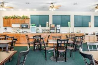 Quality Inn & Suites Beachfront