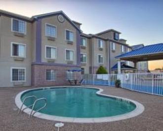 Comfort Inn & Suites Near Cleburne Conference Center