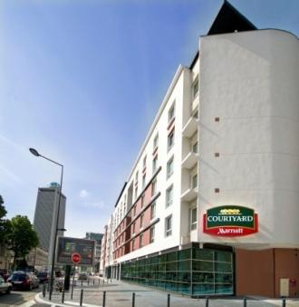 Courtyard by Marriott Paris Saint Denis