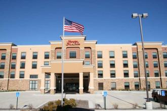 Hampton Inn & Suites St. Cloud, MN