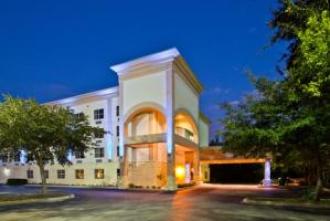 Holiday Inn Express Hotel & Suites Plant City