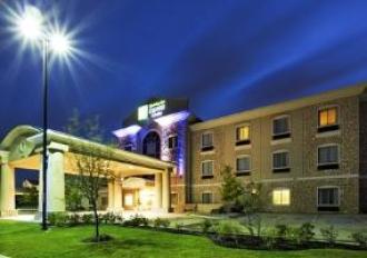 Holiday Inn Express & Suites M