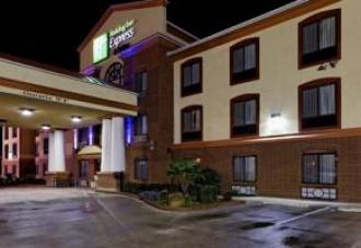 Holiday Inn Express & Suites B