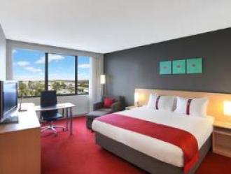 Holiday Inn Melbourne Airport