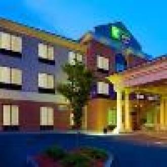 Holiday Inn Express Hotel & Suites Tappahannock