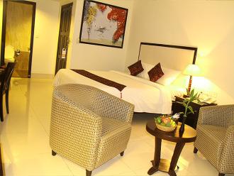 Almond Hotel - Phnom Penh