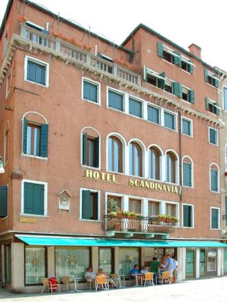 Scandinavia Hotel